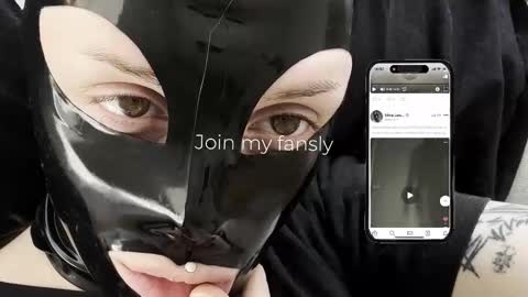 Snapshot of vinylstore chatting on 02.06.26 Diva Silvia online show from 02.06.26