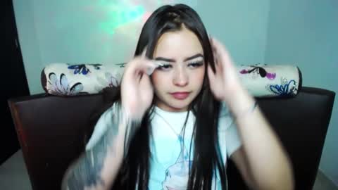 Snapshot of vio_let_ chatting on 12.28.24 Daniela online show from 12.28.24