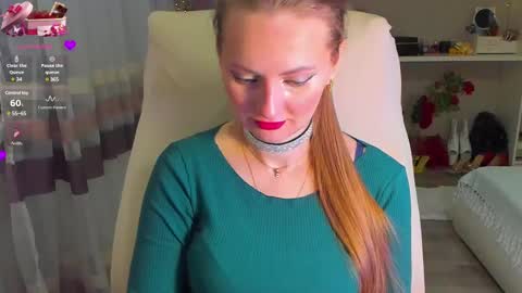 Snapshot of viola_1 chatting on 02.26.25 Funny girl online show from 02.26.25