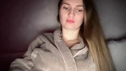 Snapshot of viola_1 chatting on 09.21.25 Funny girl online show from 09.21.25