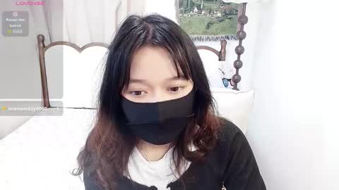 Snapshot of violazona chatting on 02.26.26 Zona online show from 02.26.26