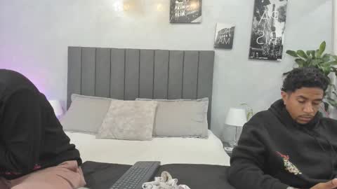 Violet and Myers online show from 09.29.25