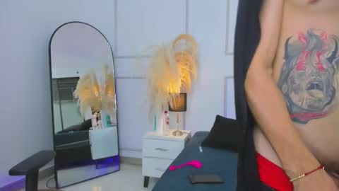 Violet and Paul online show from 10.17.25