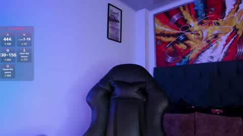 Snapshot of violet_blaze chatting on 10.24.25 online show from 10.24.25