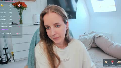 Violet online show from 04.08.26