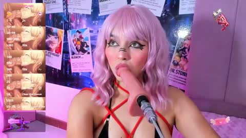 Snapshot of violet_fiore chatting on 10.11.25 Violet Fiore online show from 10.11.25