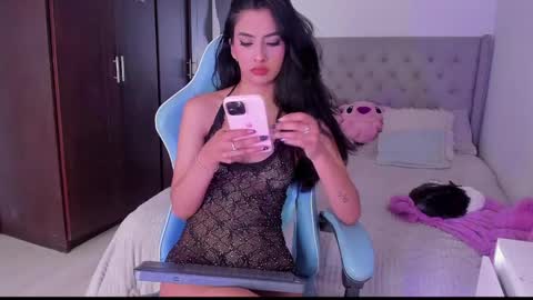  Violet  online show from 07.19.26