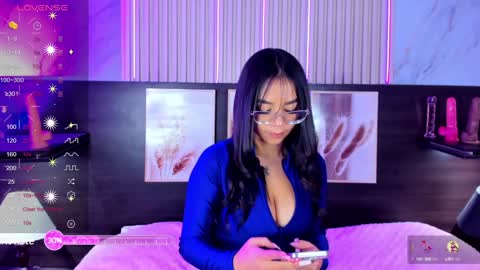 Violeta online show from 12.18.24
