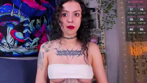 Violet online show from 05.19.26