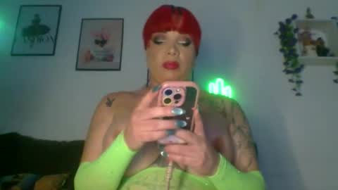 Snapshot of violeta186 chatting on 05.14.26 violeta186 online show from 05.14.26