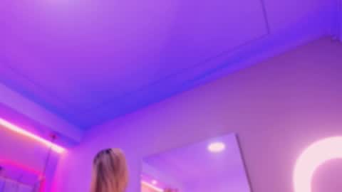 Snapshot of violeta_abel chatting on 11.08.25 Violeta online show from 11.08.25