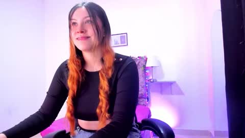 Snapshot of violeta_cutee chatting on 02.02.26 Violeta online show from 02.02.26