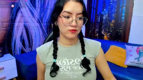     online show from 03.06.25