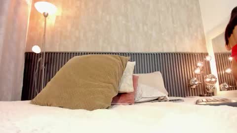 violeta fowler online show from 10.24.25