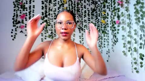 Violeta online show from 02.13.25