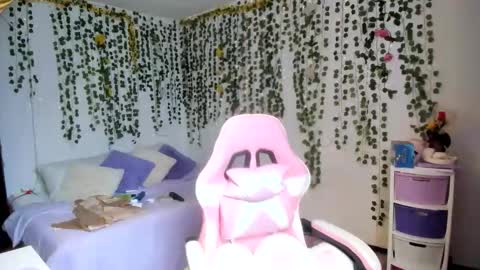 Violeta online show from 01.08.26