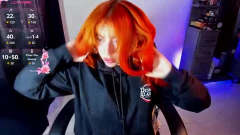 Snapshot of violetaarey chatting on 06.18.26 Violeta Help me reach 150 thumbs up online show from 06.18.26