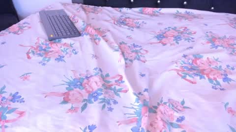 VioletaDums online show from 09.30.25