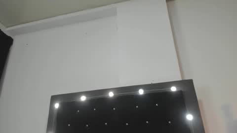 VioletaDums online show from 04.17.26