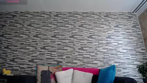 Snapshot of violetagomez_co chatting on 05.30.26 Violeta Gmez online show from 05.30.26