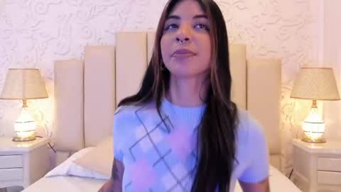 Violeta online show from 06.10.26