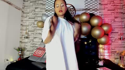 Violeta online show from 12.14.24
