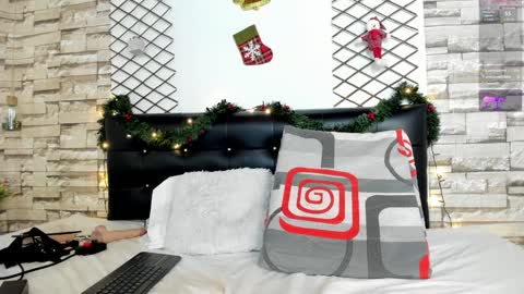 Violeta online show from 12.15.24