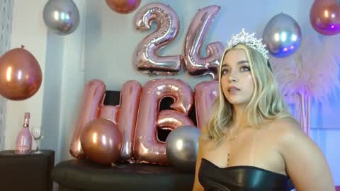 Violeta online show from 12.02.25