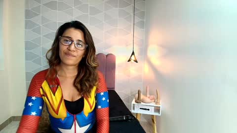 VIOLETA online show from 01.28.25