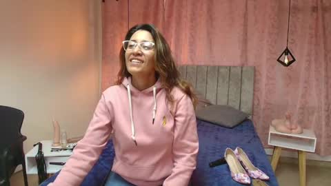 VIOLETA online show from 02.07.25