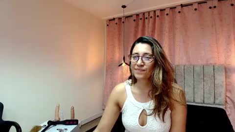VIOLETA online show from 03.07.25