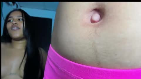 Snapshot of violetasexi_69 chatting on 10.15.25 violetasexi_69 online show from 10.15.25