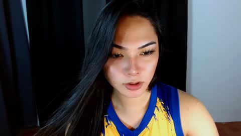 Snapshot of violetasha chatting on 01.27.25 violet online show from 01.27.25