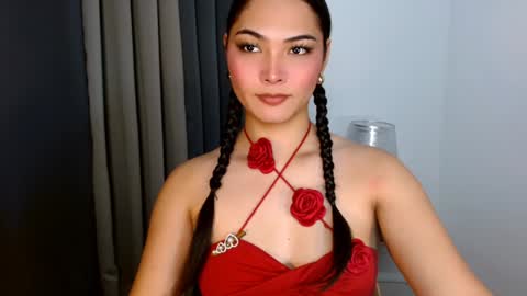 Snapshot of violetasha chatting on 02.08.25 violet online show from 02.08.25