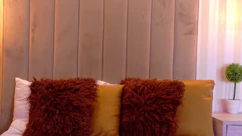 Cute Violet online show from 09.17.25