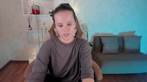 Violet online show from 09.11.25