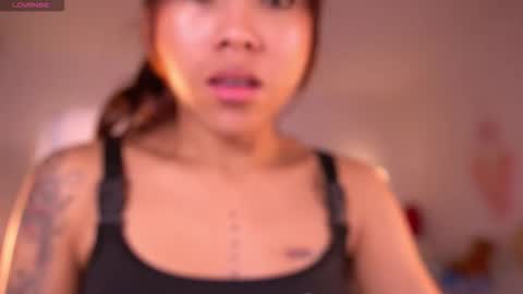 Snapshot of violeth___ chatting on 10.28.25 violeth___ online show from 10.28.25