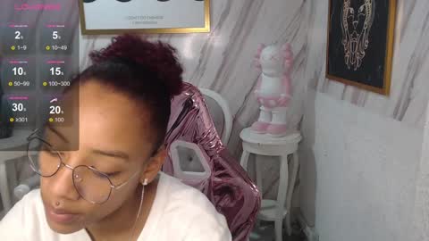 violeth_b online show from 01.10.25