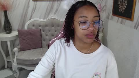 violeth_b online show from 01.11.25