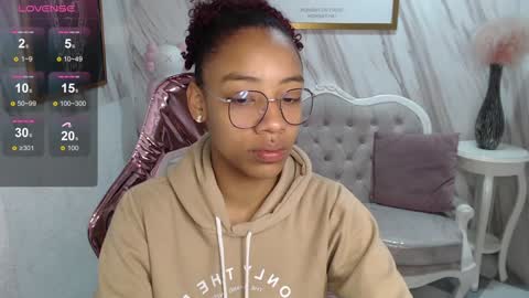 violeth_b online show from 01.14.25