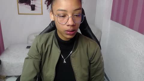 violeth_b online show from 01.16.25