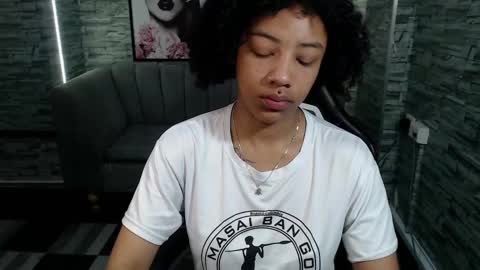 violeth_b online show from 09.09.25