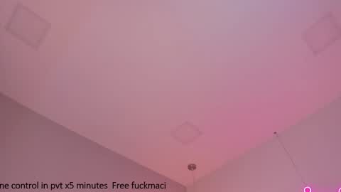 Violeth Hill online show from 01.15.25