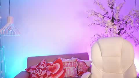 Snapshot of violetjonesx chatting on 07.11.26 violetjonesx online show from 07.11.26