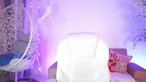 Snapshot of violetjonesx chatting on 07.29.26 violetjonesx online show from 07.29.26