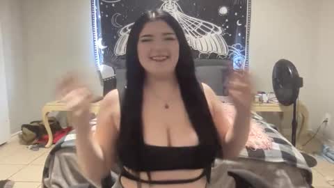 Violet Kitty online show from 10.15.25