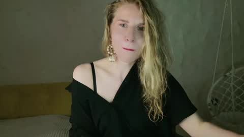 Snapshot of violetplath chatting on 06.07.26 Violet next stream December 6 online show from 06.07.26