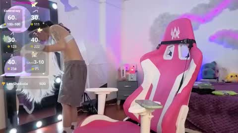   online show from 11.30.25