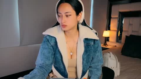 violetskinny online show from 04.04.26