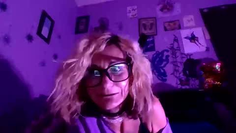 violetsprings7 online show from 03.27.26